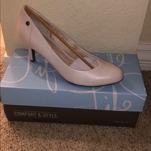 Life Stride Lively 7.5